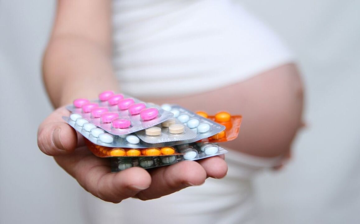 Antigelmine drug is contraindicated for pregnant women
